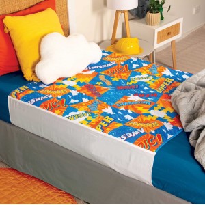 Conni Kids Reusable Bed Pad with Tuck-ins - Hero Print